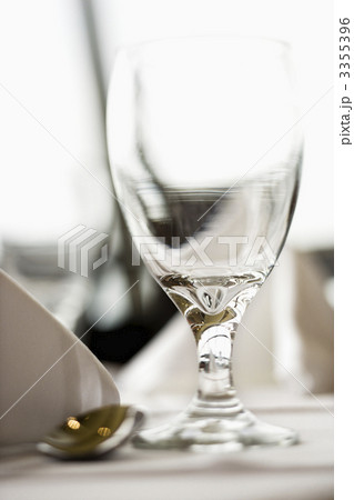 Empty Water Glass 3355396