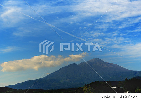秋空の高千穂峰 秋空の高千穂峰 3357707