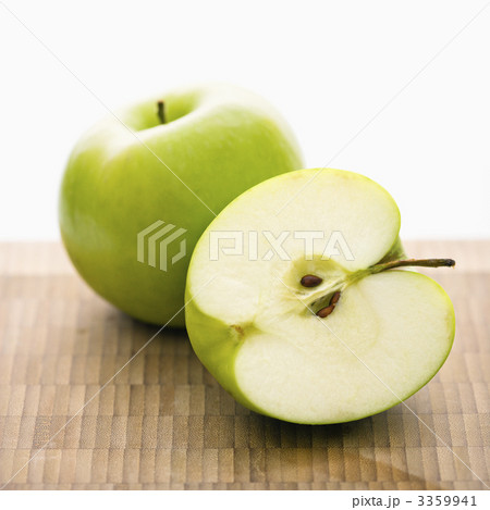 Green apple. Green apple. 3359941