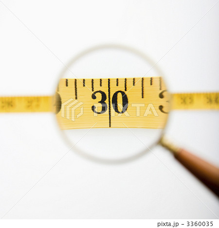 Magnifyed measuring tape. 3360035