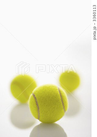 Tennis balls. 3360113