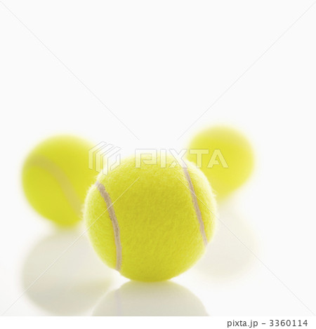 Tennis balls. 3360114