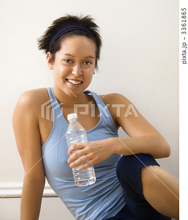 Smiling fitness woman Smiling fitness woman 3361865