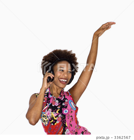 Woman dancing Woman dancing 3362567