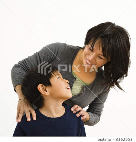 Happy mother and son 3362653