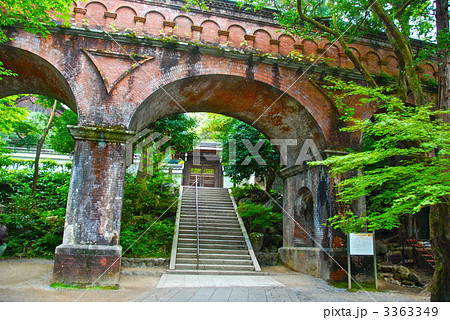 琵琶湖疏水の「水路閣」(南禅寺境内/京都市左京区) 琵琶湖疏水の「水路閣」(南禅寺境内/京都市左京区) 3363349
