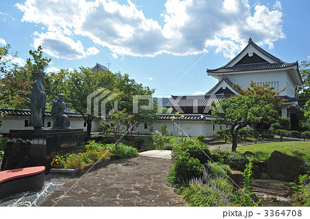 京都　勝龍寺城　細川ガラシャ、細川忠興銅像 3364708
