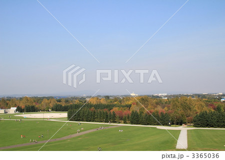 モエレ沼公園の展望台から見た景色　札幌観光 3365036