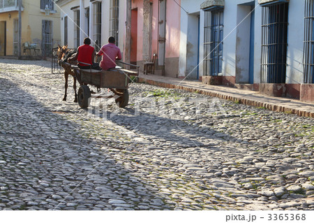 キューバ　荷馬車 3365368
