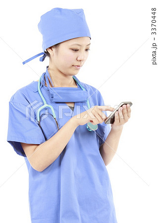 3370448