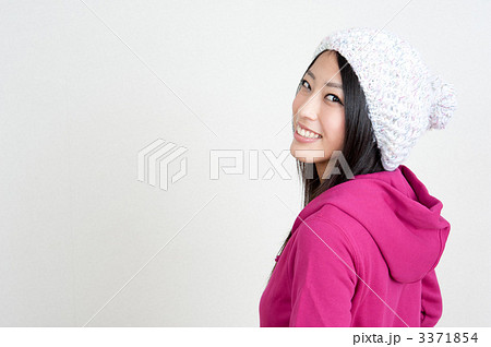 パーカー 女性 クールの写真素材