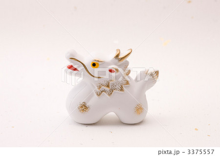 龍の置物 3375557