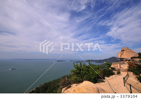 小豆島　小瀬の重岩 3379104