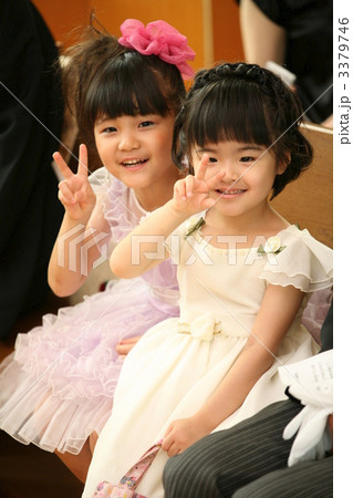 結婚式　子供　ドレス　お姫様 3379746