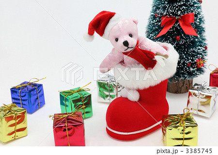 サンタクロースと赤いブーツ 3385745