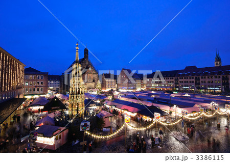 ドイツ　ニュルンベルク　クリスマスマーケット 3386115