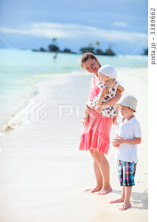 Family vacation 3389662