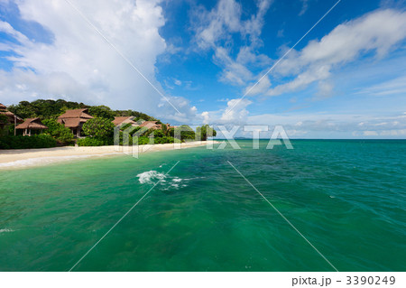 Tropical island 3390249