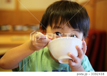 もぐもぐ食い１ 3392438