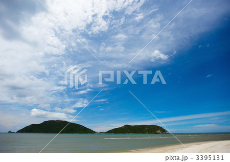 Tropical beach Tropical beach 3395131