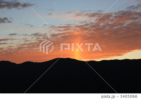 夕焼け 3405066
