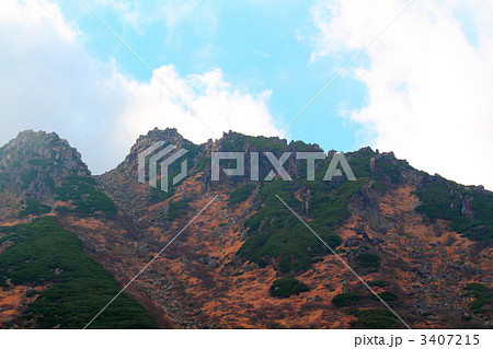 御嶽山の八合目からの紅葉風景 3407215