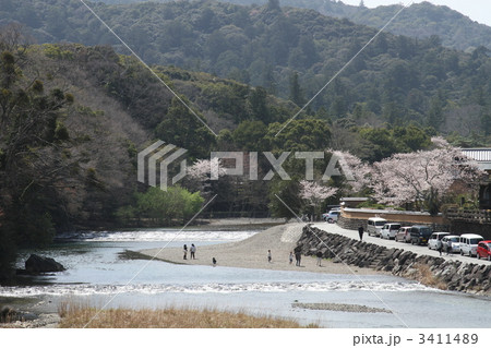 伊勢神宮と五十鈴川 3411489
