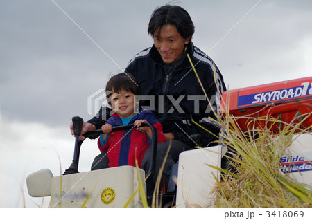 稲刈り風景 3418069