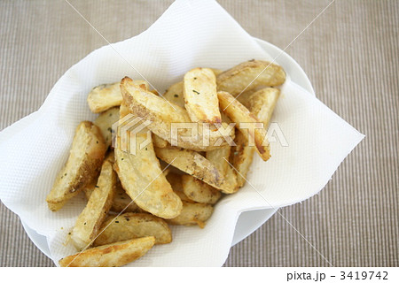 フライドポテト 3419742