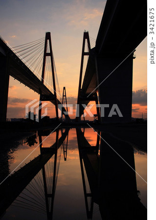 名港トリトン-夜明け 3421675