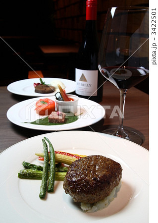 鉄板焼きハンバーグステーキ 3422501