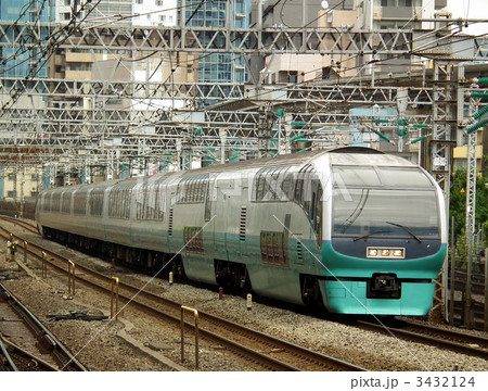 スーパービュー踊り子　251系　田町駅 3432124