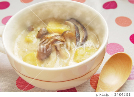 きのことさつまいものスープ 3434231