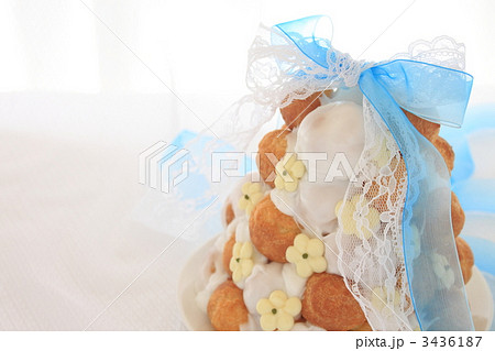 ウェディングケーキ　クロカンブッシュ 3436187