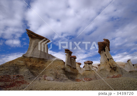 ニューメキシコ州の荒野　Ah-Shi-Sle-Pah 3439720