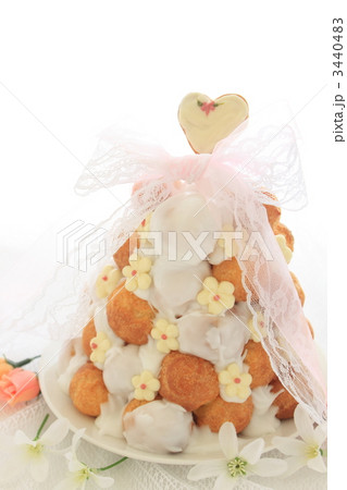 ウェディングケーキ クロカンブッシュ ウェディングケーキ クロカンブッシュ 3440483