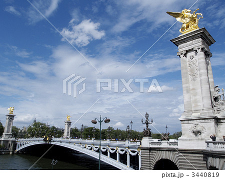 フランス２３ 3440819