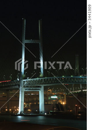 夜のベイブリッジ 3441909
