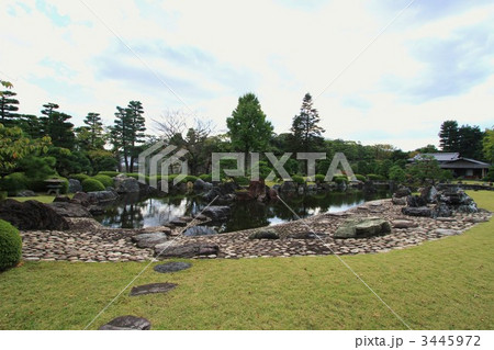 二条城清流園庭園と和楽庵 3445972