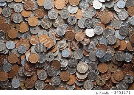 沢山の硬貨 3451171
