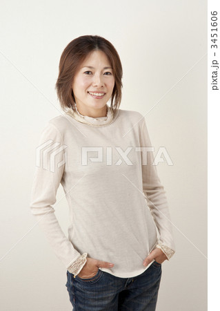 40代女性 3451606