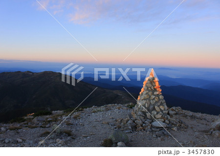 朝日に染まるケルン 3457830