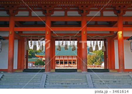 平安神宮 応天門から見る大極殿 平安神宮 応天門から見る大極殿 3461614