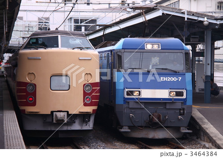 3464384