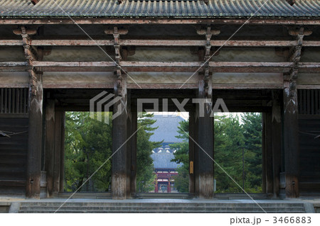 東大寺南大門と大仏殿 3466883