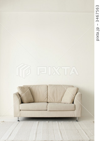リビングルームのソファー 3467563