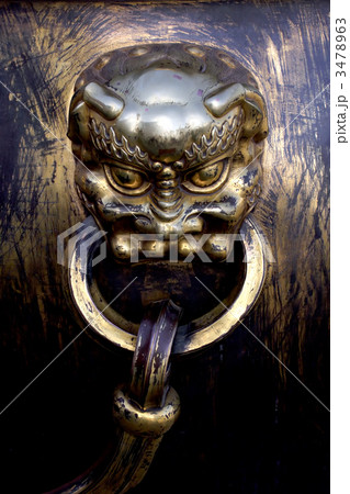 Chinese brass handle 3478963