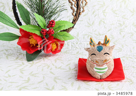 辰・笑顔・椿01 3485978