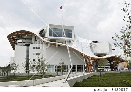 ポンピドーセンター・メッス（側面） 3489857