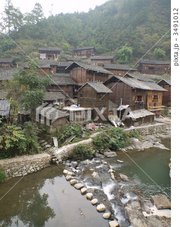 凱里　ミャオ族の集落 3491012